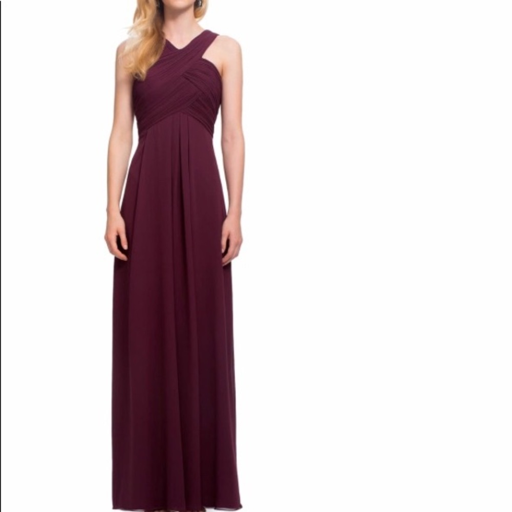 LEVKOFF Crisscross Bodice Chiffon Gown
Size 2